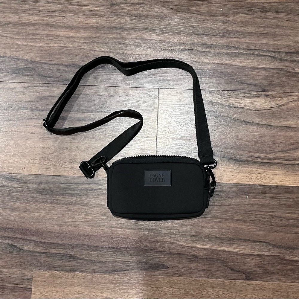 Dagne Dover Black Crossbody Bag